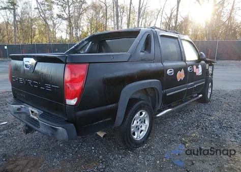 2005 Chevrolet Avalanche 1500 Z66 из США, поврежденный, VIN 3GNEC12Z95G241113